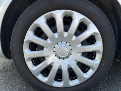 FORD FIESTA 1.4 16V 96CH TREND PACK BVA 5P