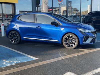 RENAULT CLIO V 1.6 E-TECH 145CH FULL HYBRID ESPRIT ALPINE