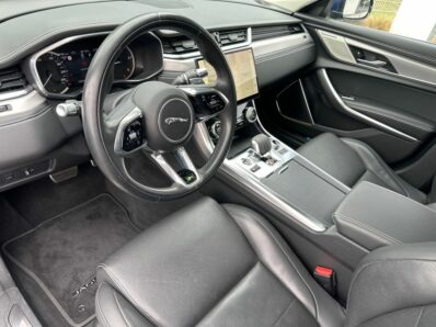 JAGUAR XF D200 MHEV R-DYNAMIC HSE BVA8 AWD