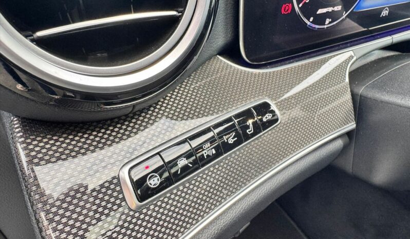 
								MERCEDES CLASSE E BREAK 63 AMG 571CH 4MATIC+ 9G-TRONIC full									