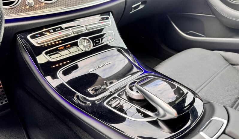 
								MERCEDES CLASSE E BREAK 63 AMG 571CH 4MATIC+ 9G-TRONIC full									