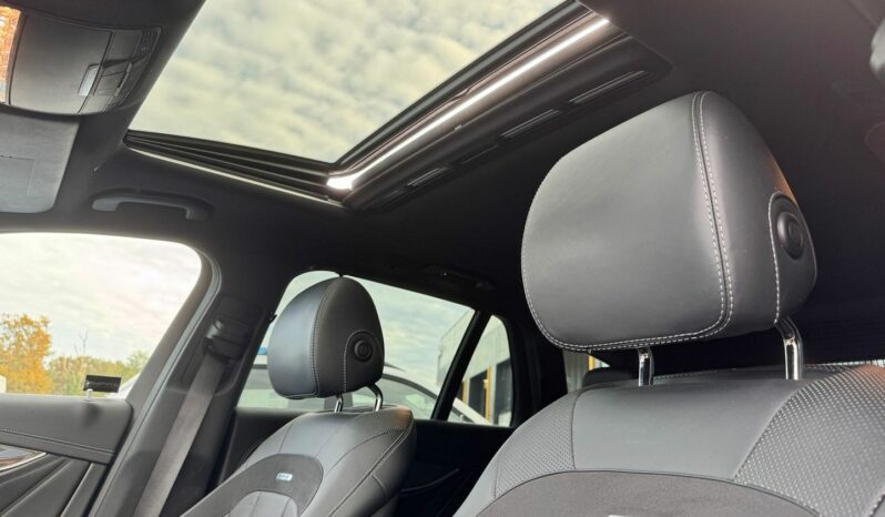
								MERCEDES CLASSE E BREAK 63 AMG 571CH 4MATIC+ 9G-TRONIC full									