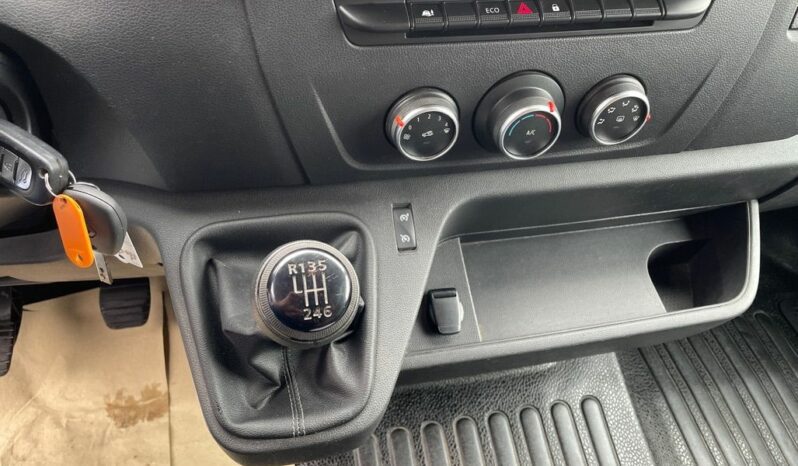 
								RENAULT MASTER III FG F3500 L1H1 2.3 BLUE DCI 135CH GRAND CONFORT EURO6 full									