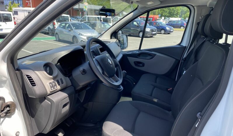 
								RENAULT TRAFIC III COMBI L1 1.6 DCI 125CH ENERGY LIFE 9 PLACES full									