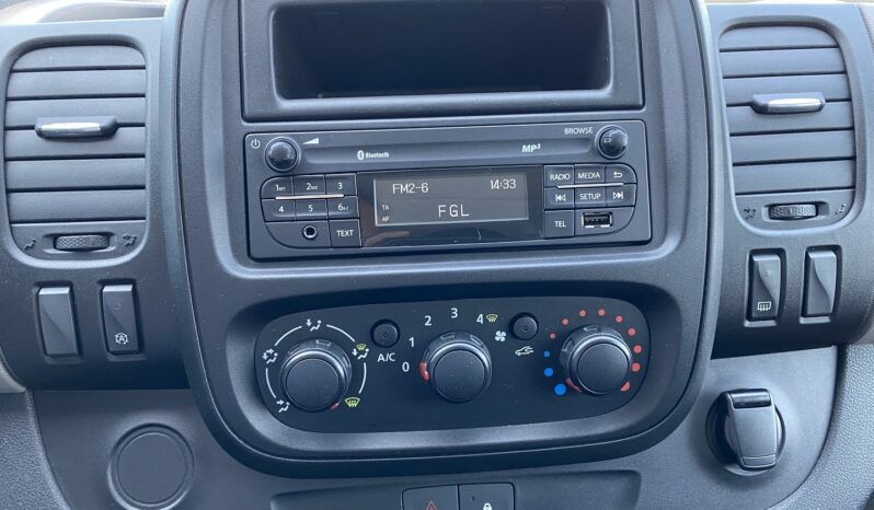 
								RENAULT TRAFIC III COMBI L1 1.6 DCI 125CH ENERGY LIFE 9 PLACES full									