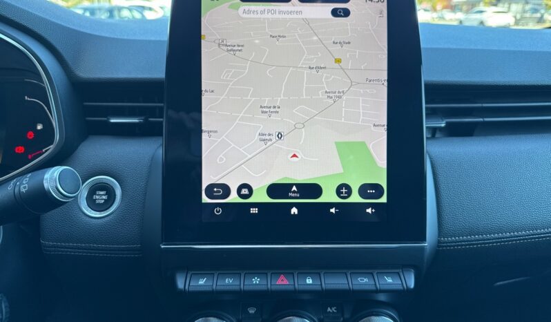 
								RENAULT CLIO V 1.6 E-TECH HYBRIDE 140CH INITIALE PARIS -21N full									