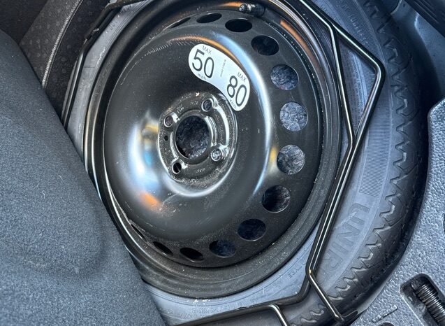 
								RENAULT CLIO V 1.6 E-TECH HYBRIDE 140CH INITIALE PARIS -21N full									