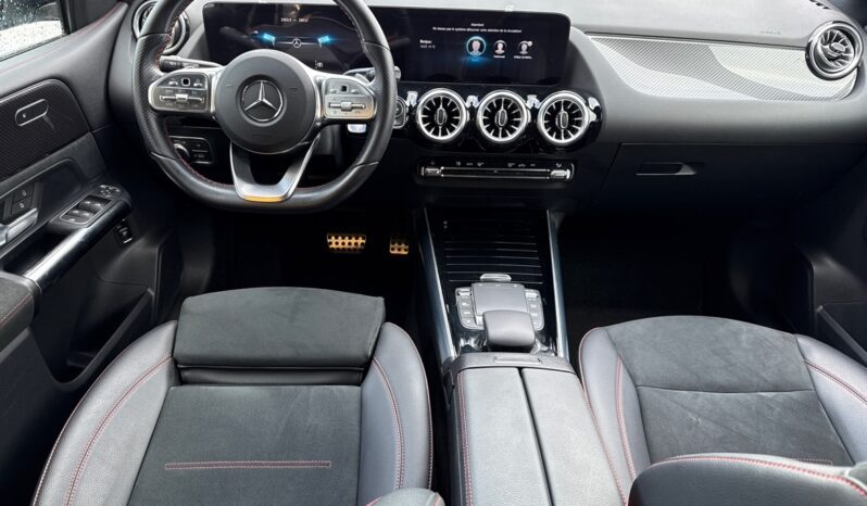 
								MERCEDES CLASSE B 180 136CH AMG LINE EDITION 7G-DCT 7CV full									