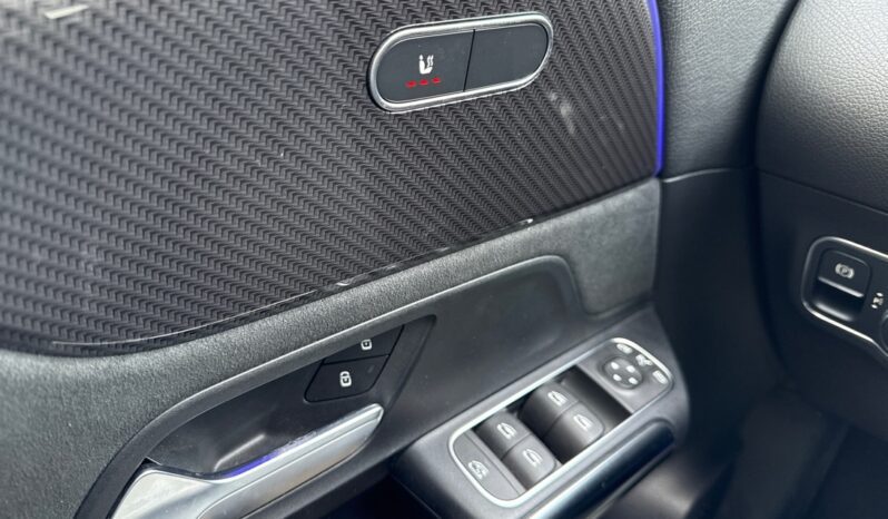 
								MERCEDES CLASSE B 180 136CH AMG LINE EDITION 7G-DCT 7CV full									