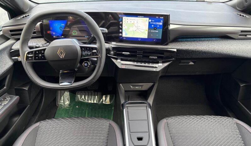 
								RENAULT CLIO VI 1.8 E-TECH 160CH FULL HYBRID TECHNO full									