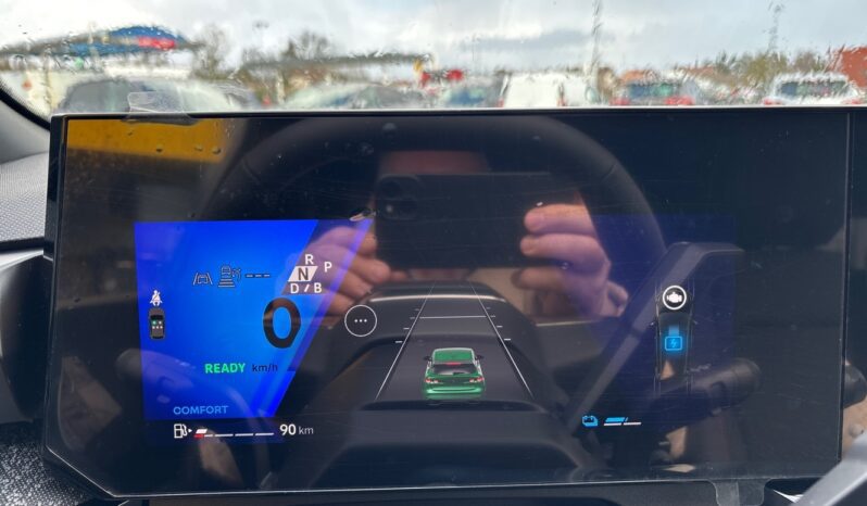 
								RENAULT CLIO VI 1.8 E-TECH 160CH FULL HYBRID TECHNO full									