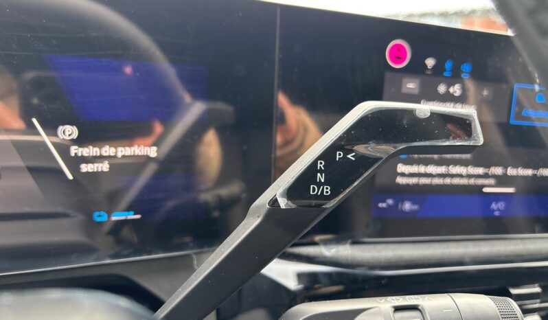 
								RENAULT CLIO VI 1.8 E-TECH 160CH FULL HYBRID TECHNO full									