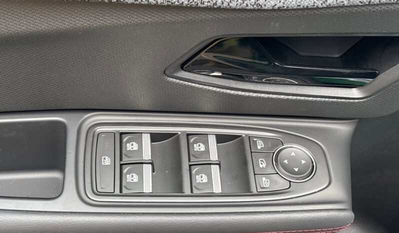 
								RENAULT CLIO VI 1.8 E-TECH 160CH FULL HYBRID TECHNO full									