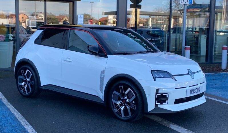 
								RENAULT 5 III E-TECH ELECTRIQUE 120CH TECHNO AUTONOMIE URBAINE full									