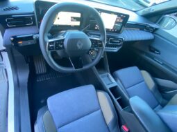 
										RENAULT 5 III E-TECH ELECTRIQUE 120CH TECHNO AUTONOMIE URBAINE full									