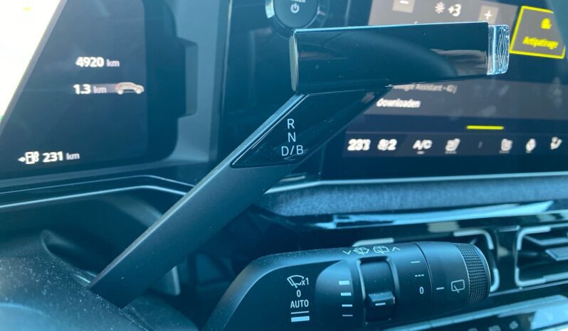 
								RENAULT 5 III E-TECH ELECTRIQUE 120CH TECHNO AUTONOMIE URBAINE full									