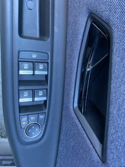 
										RENAULT 5 III E-TECH ELECTRIQUE 120CH TECHNO AUTONOMIE URBAINE full									