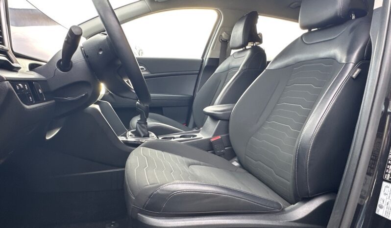 
								KIA SPORTAGE 1.6 T-GDI 150CH MHEV DESIGN 4X2 full									