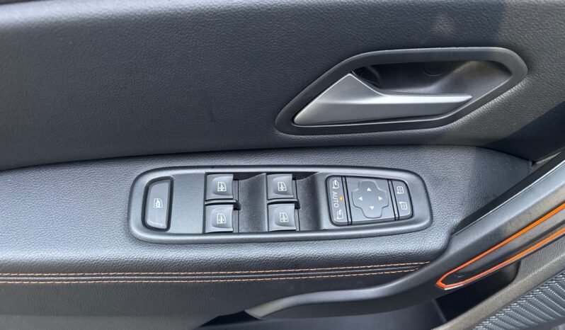 
								DACIA DUSTER 1.3 TCE 150CH FAP SL EXTREME 4X2 EDC full									