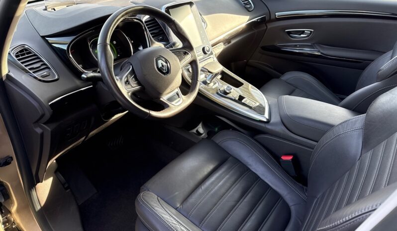 
								RENAULT ESPACE V 1.6 TCE 200CH ENERGY INTENS EDC full									