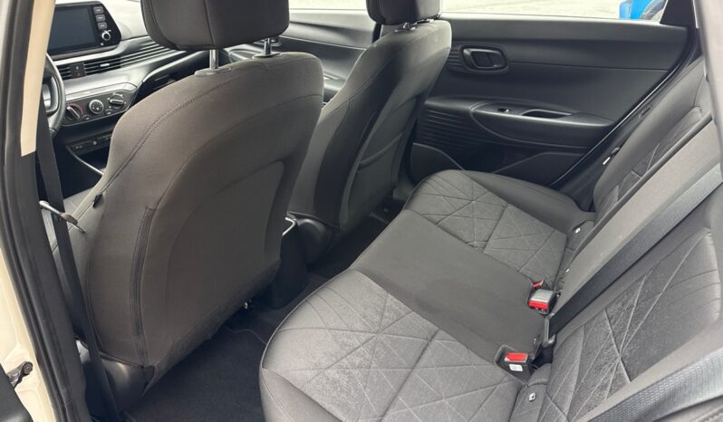 
								HYUNDAI BAYON 1.0 T-GDI 100CH HYBRID 48V INITIA full									