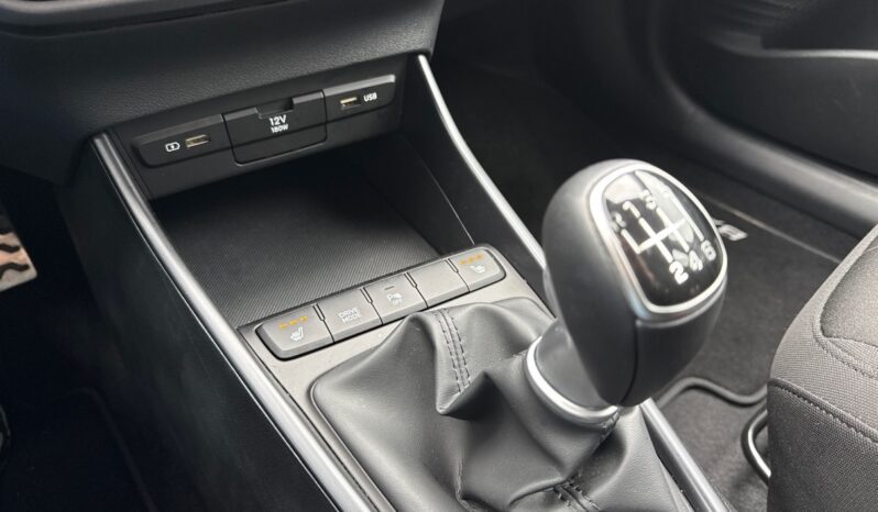 
								HYUNDAI BAYON 1.0 T-GDI 100CH HYBRID 48V INITIA full									