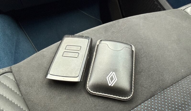 
								RENAULT RAFALE 1.2 E-TECH 300CH ATELIER ALPINE 4X4 full									