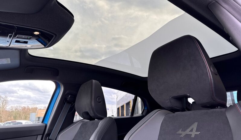 
								RENAULT RAFALE 1.2 E-TECH 300CH ATELIER ALPINE 4X4 full									