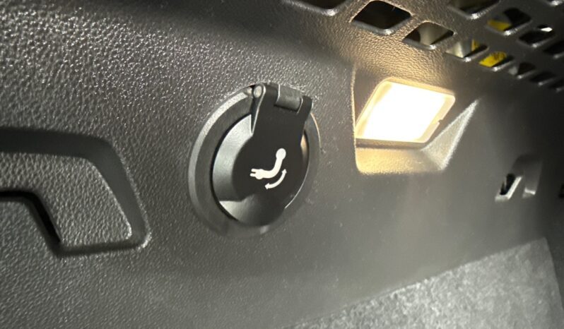 
								RENAULT RAFALE 1.2 E-TECH 300CH ATELIER ALPINE 4X4 full									