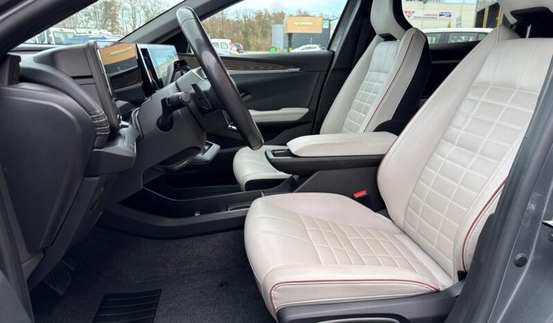 
								RENAULT MEGANE V E-TECH ELECTRIC EV60 220CH ICONIC SUPER CHARGE full									