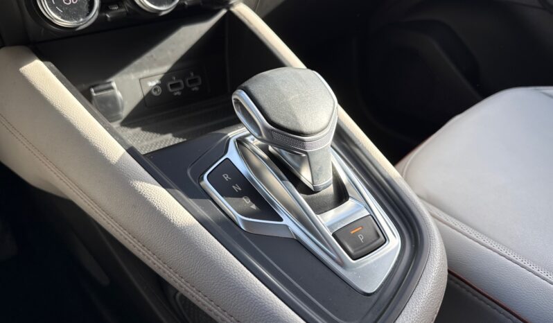 
								RENAULT CAPTUR II 1.3 TCE 130CH FAP INITIALE PARIS EDC full									