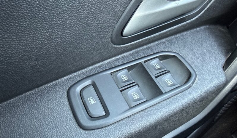 
								DACIA DUSTER 1.0 ECO-G 100CH EXPRESSION 4X2 full									