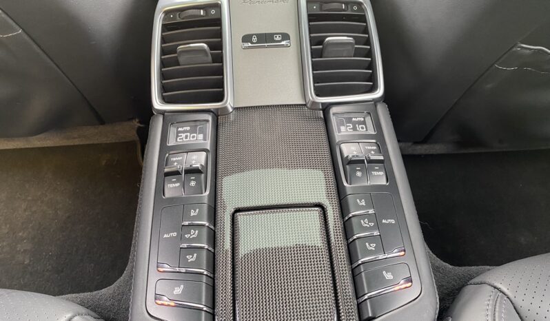 
								PORSCHE PANAMERA (970) S E-HYBRID full									