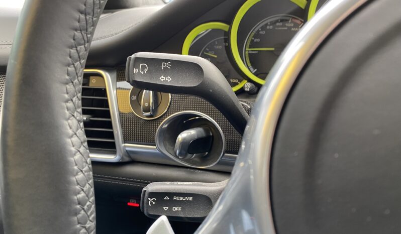 
								PORSCHE PANAMERA (970) S E-HYBRID full									