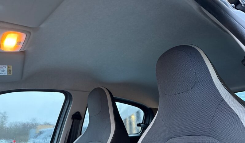 
								RENAULT TWINGO III 1.0 SCE 70CH ZEN EURO6 full									