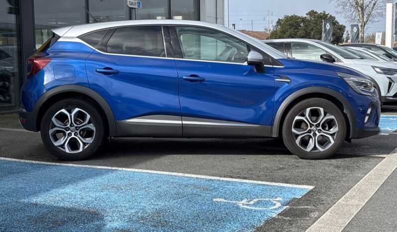 
								RENAULT CAPTUR II 1.3 TCE 130CH FAP INTENS EDC full									