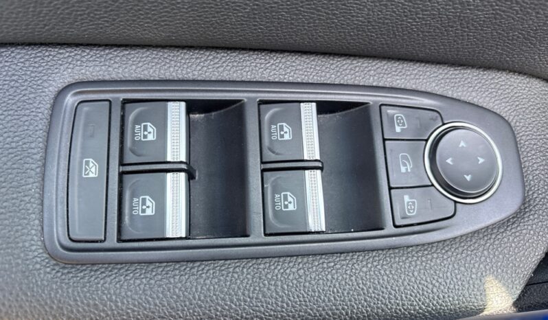 
								RENAULT CAPTUR II 1.3 TCE 130CH FAP INTENS EDC full									