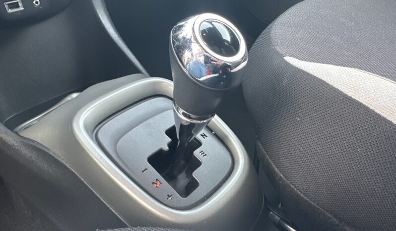 
								TOYOTA AYGO 1.0 VVT-I 69CH X-PLAY X-SHIFT 5P full									