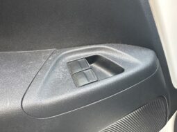 
										TOYOTA AYGO 1.0 VVT-I 69CH X-PLAY X-SHIFT 5P full									