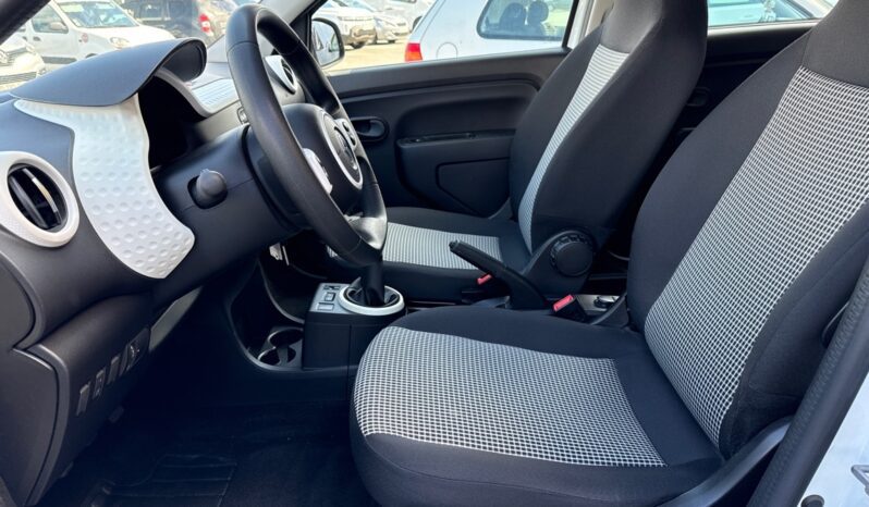 
								RENAULT TWINGO III 1.0 SCE 65CH LIFE full									