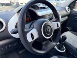 
										RENAULT TWINGO III 1.0 SCE 65CH LIFE full									