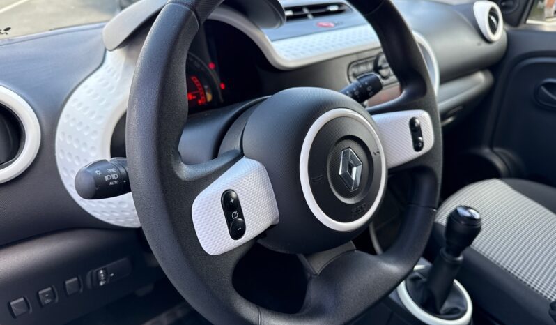 
								RENAULT TWINGO III 1.0 SCE 65CH LIFE full									