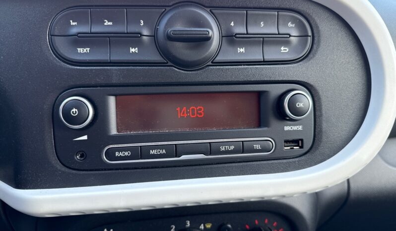 
								RENAULT TWINGO III 1.0 SCE 65CH LIFE full									