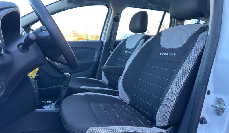 
								DACIA LOGAN MCV 0.9 TCE 90CH STEPWAY – 20 full									