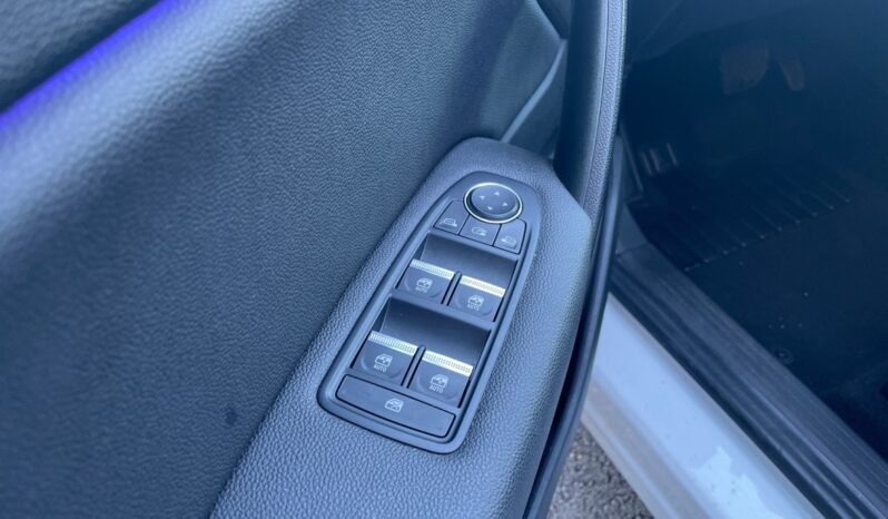 
								RENAULT CAPTUR II 1.3 TCE 130CH FAP INTENS EDC full									