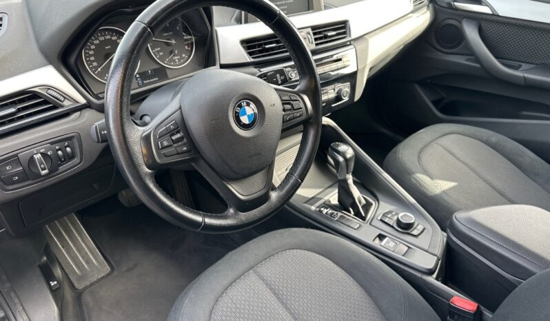 
								BMW X1 (F48) SDRIVE18DA 150CH LOUNGE full									