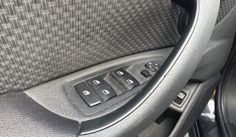 
								BMW X1 (F48) SDRIVE18DA 150CH LOUNGE full									