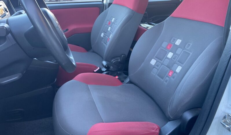 
								FIAT PANDA 1.3 MULTIJET 16V 75CH S&S EASY full									