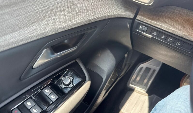 
								CITROEN C5 X 1.6 HYBRIDE RECHARGEABLE 225CH MAX BOITE AUTOMATIQUE full									