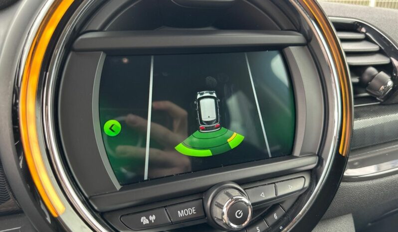 
								MINI CLUBMAN ONE 102CH EURO6D-T full									